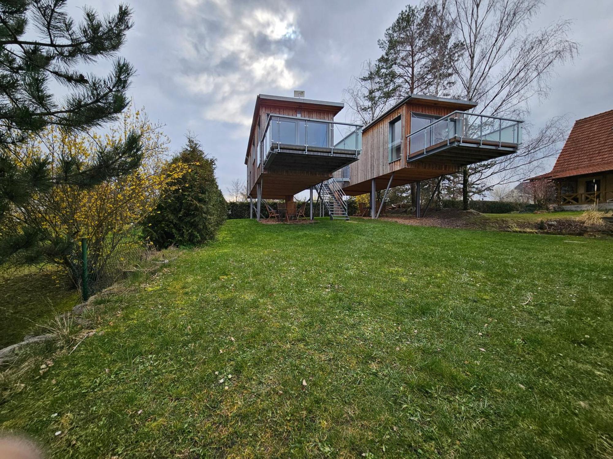 Вілла Baumhaus Und Tinyhaus Мюльгаузен Екстер'єр фото